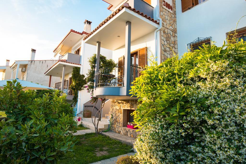 Bouganvillia Homes Nikiti  Exterior photo