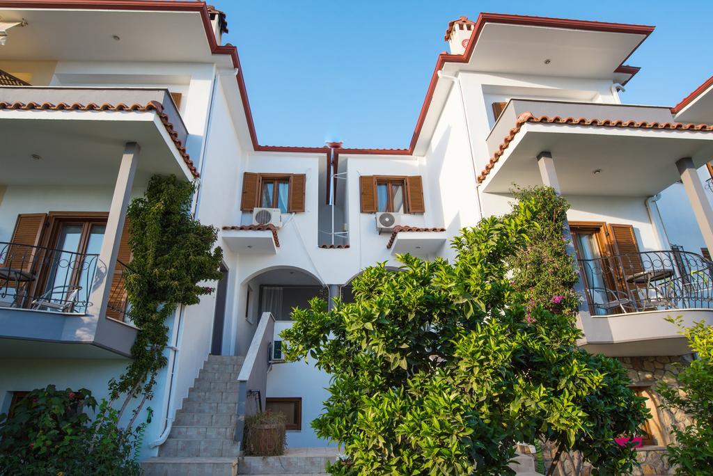 Bouganvillia Homes Nikiti  Exterior photo